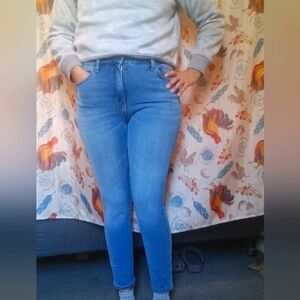 Womens time &tru jeans size 8